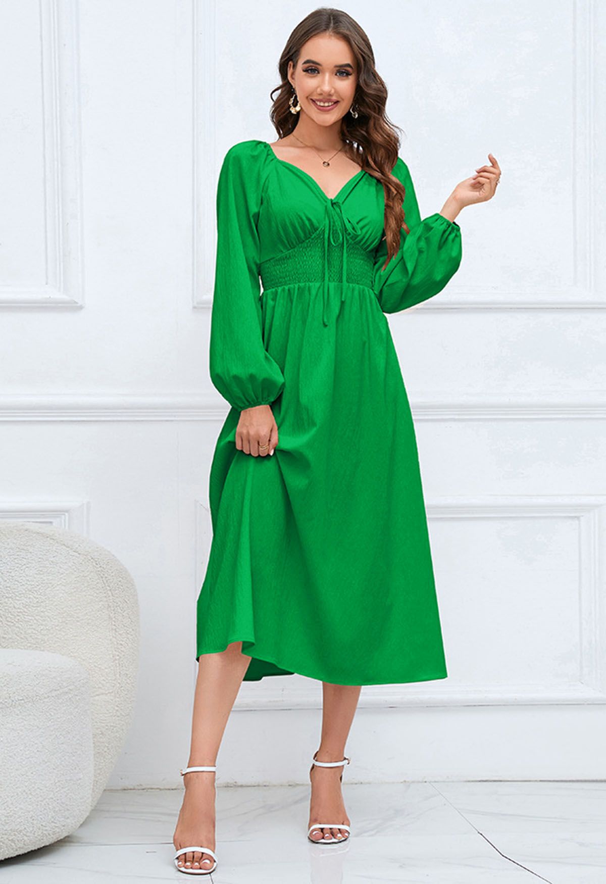 Sweetheart Neck Tie Front Midi Dress in Green