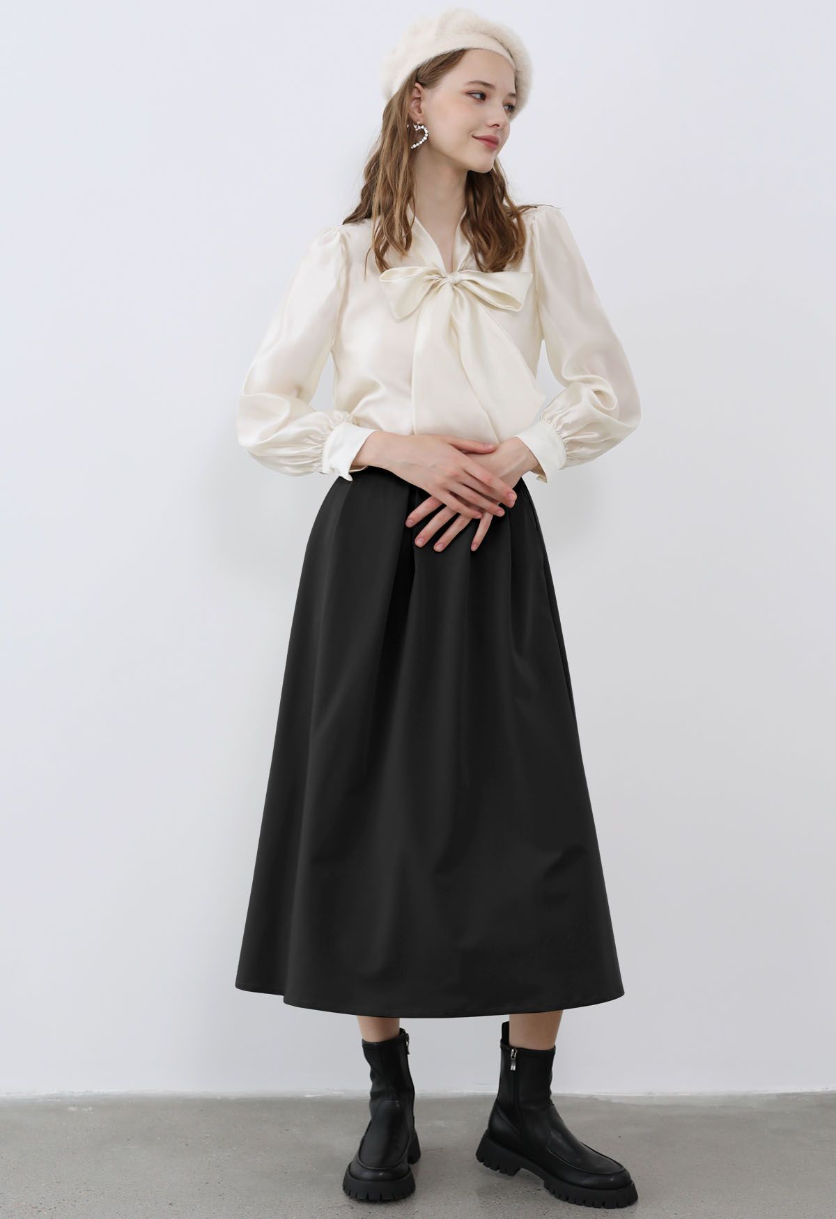 Button Decorated Pleated A-Line Skirt in Black