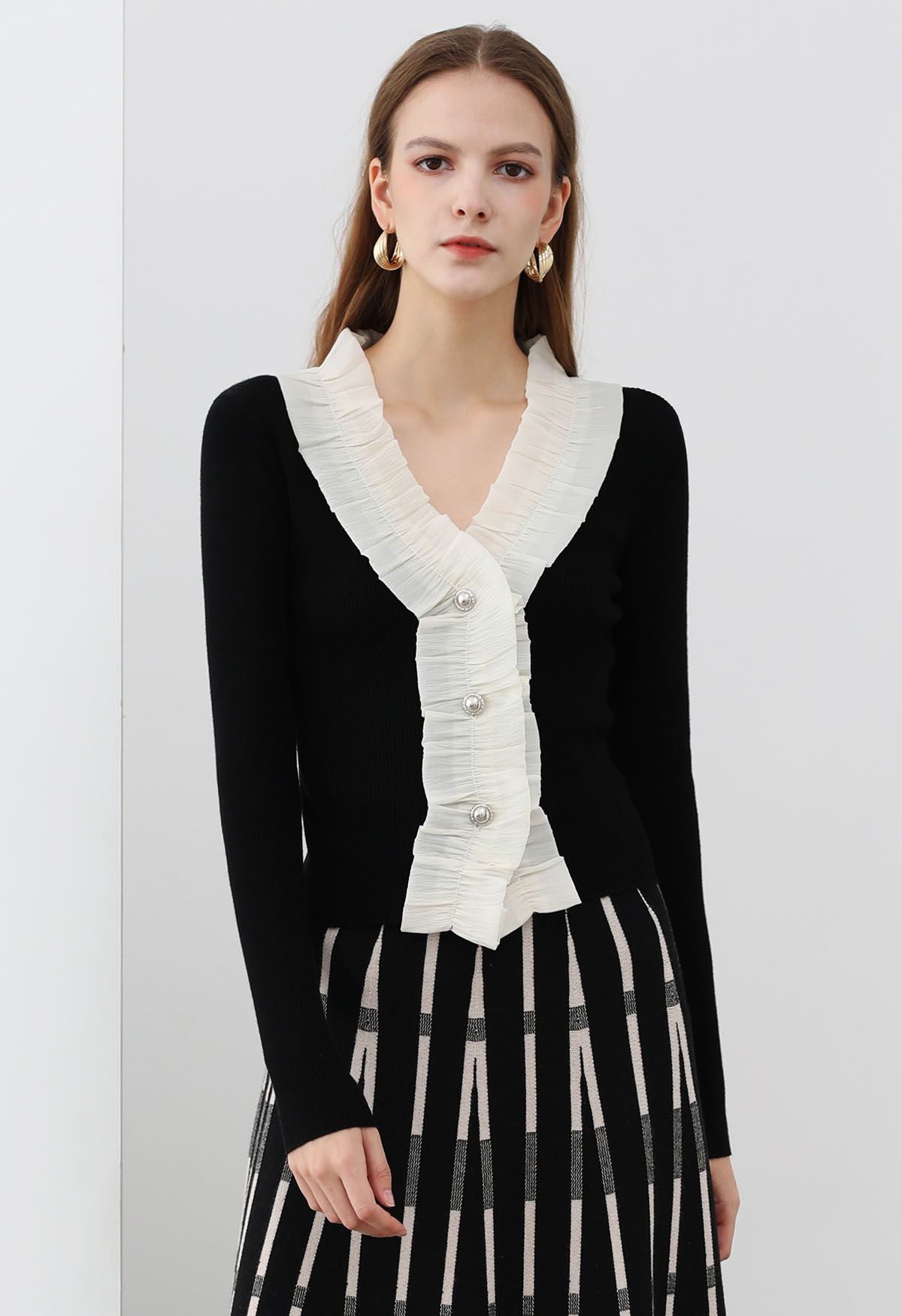Ruffled Edge Buttoned Knit Top
