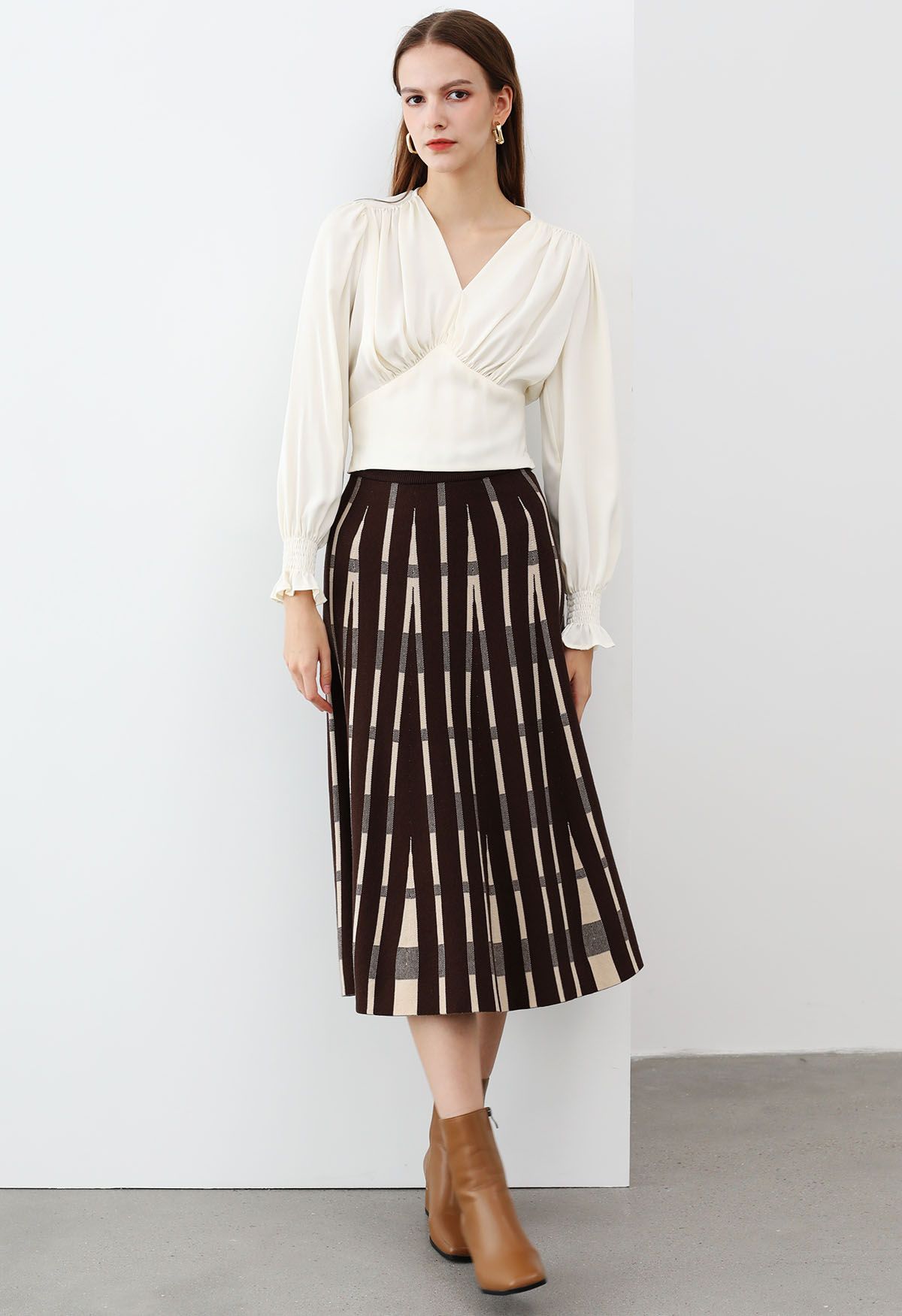 Trendsetting Striped Knit Midi Skirt in Brown