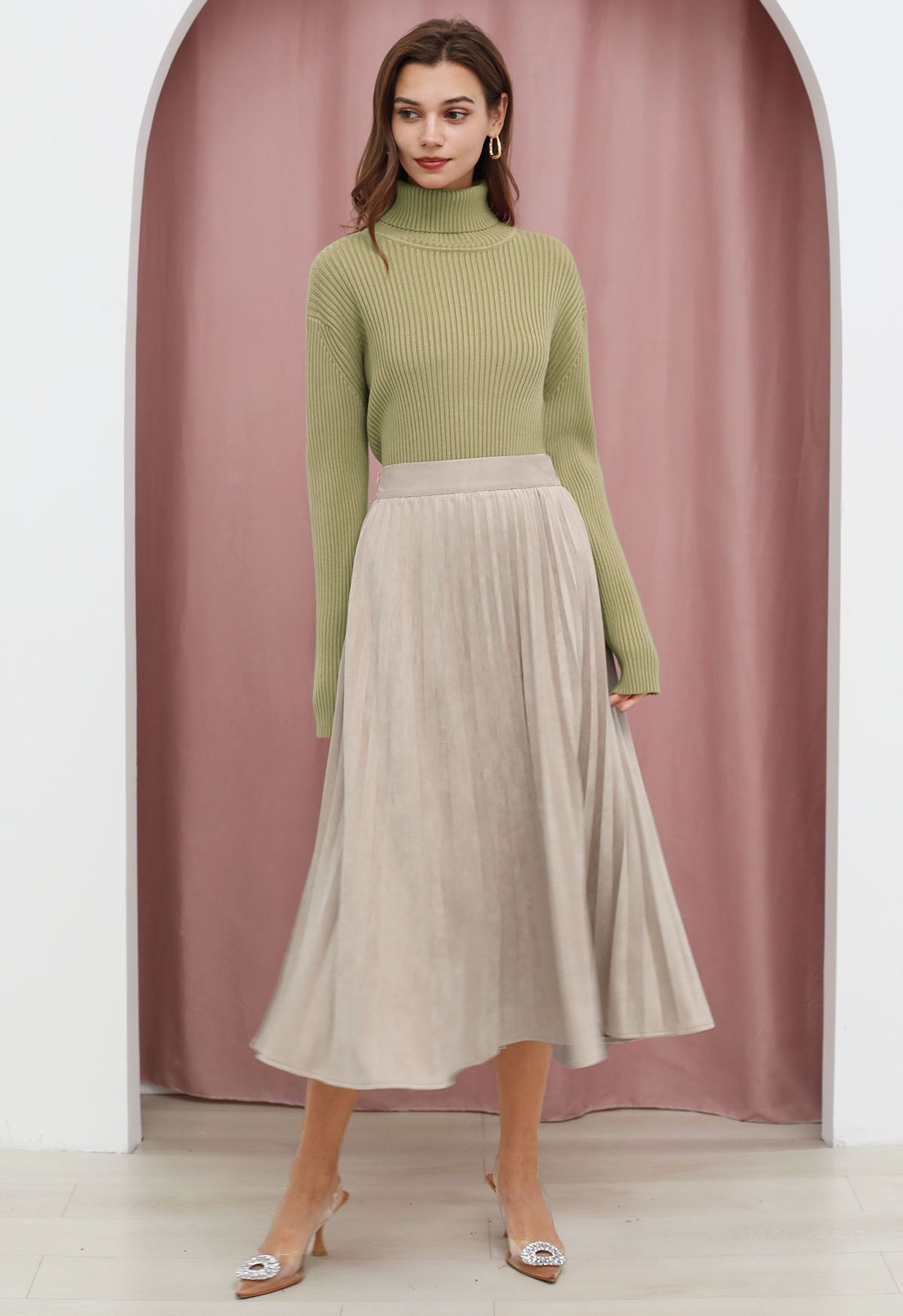 Versatile Turtleneck Ribbed Knit Sweater in Pistachio