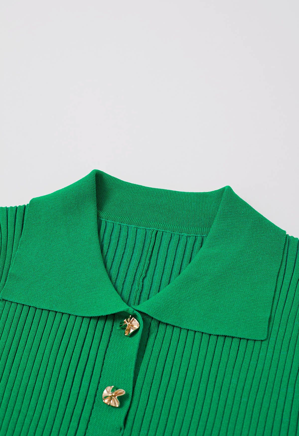 Collared Buttoned Short Sleeve Knit Midi Dress in Green