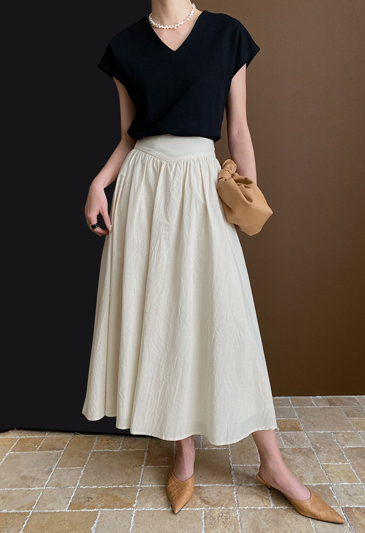Simple Elegance Texture A-Line Skirt in Ivory