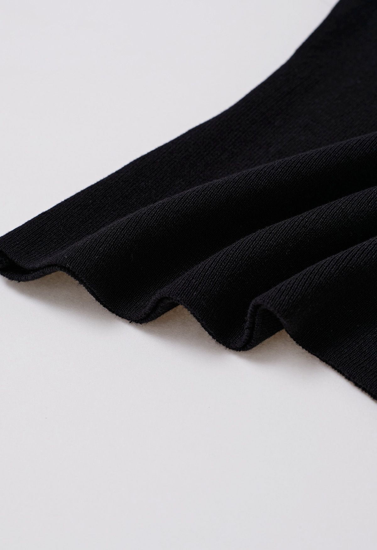 Choker Neck Cap Sleeve Knit Top in Black