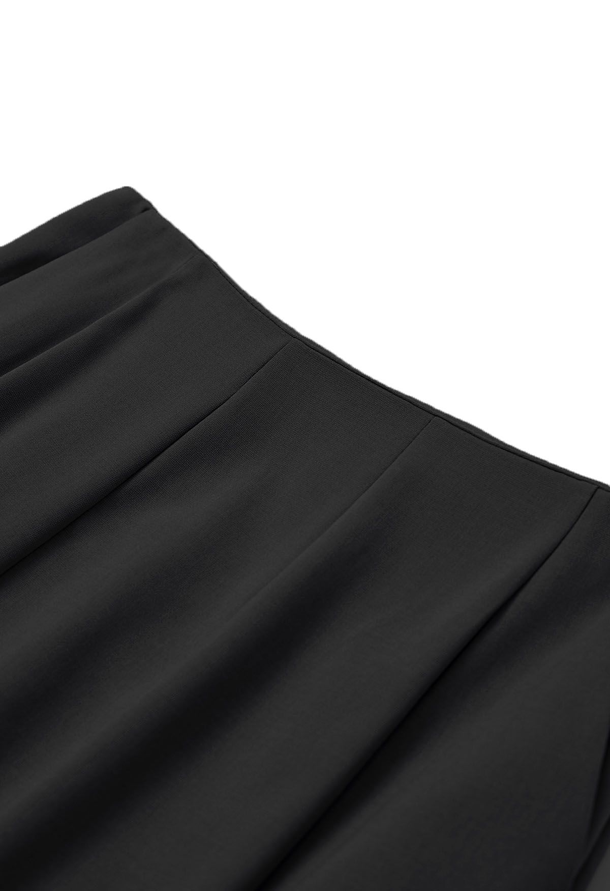 Seam Detailing Mermaid Maxi Skirt in Black