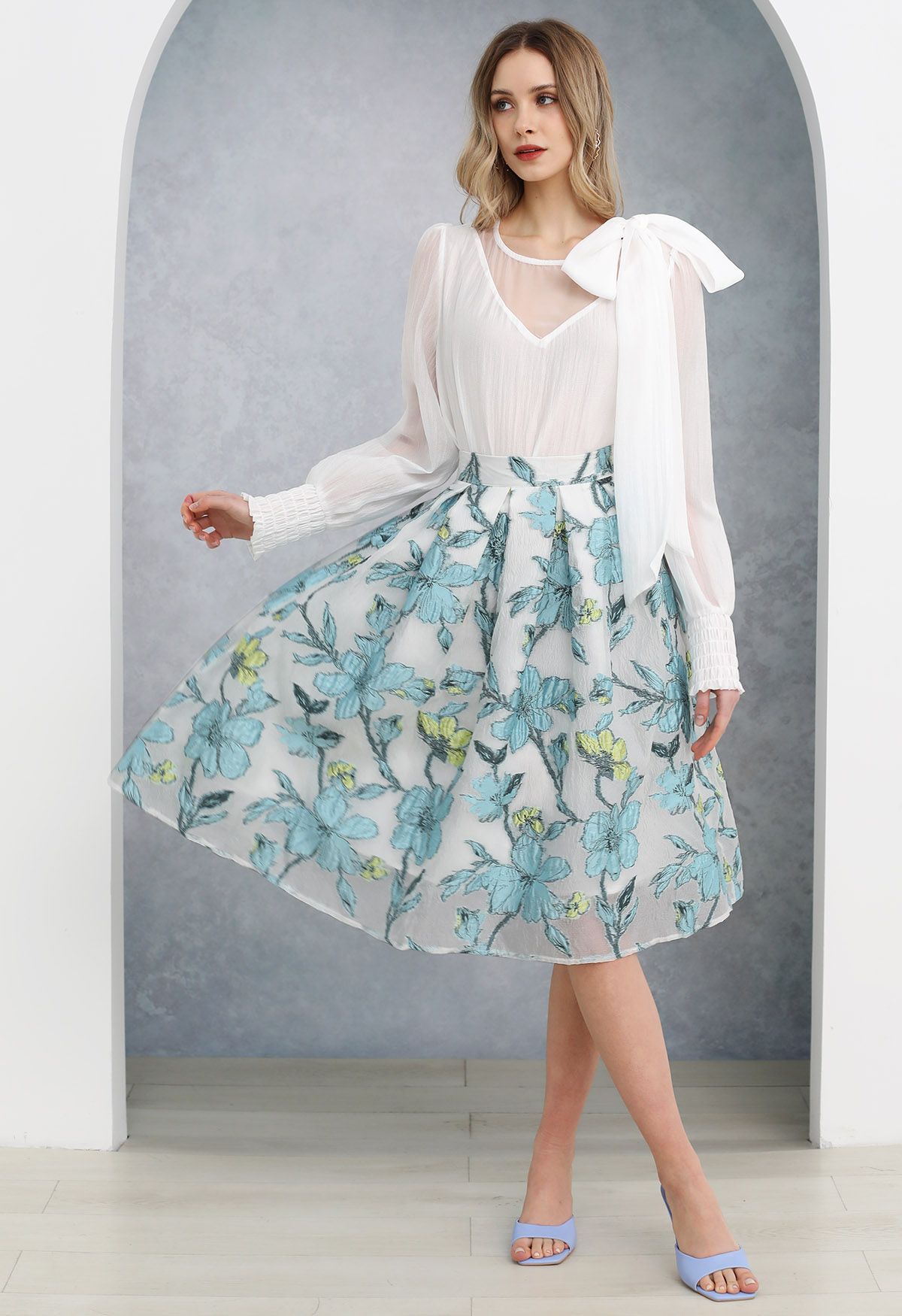 Springtime Floral Jacquard Pleated Midi Skirt in Blue