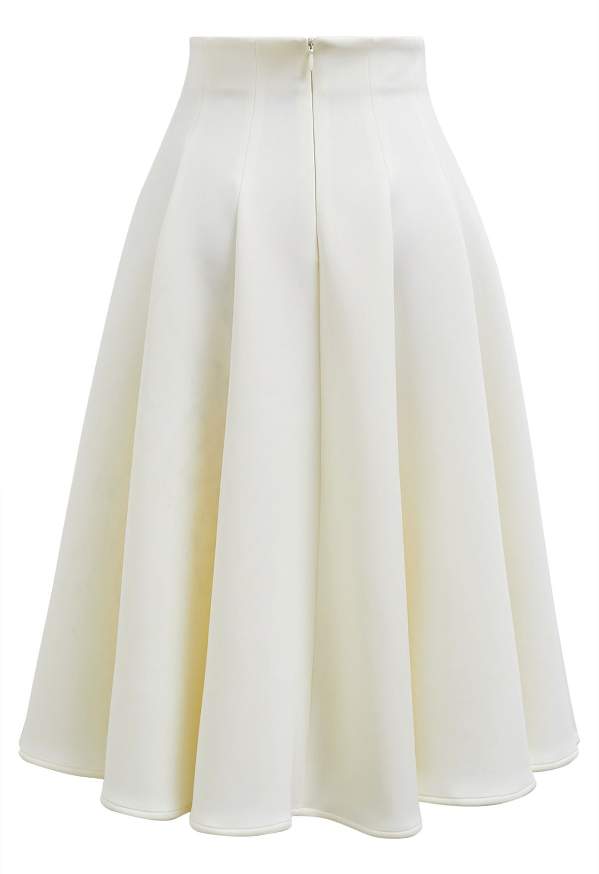 Graceful Flare Silhouette Skirt in Cream