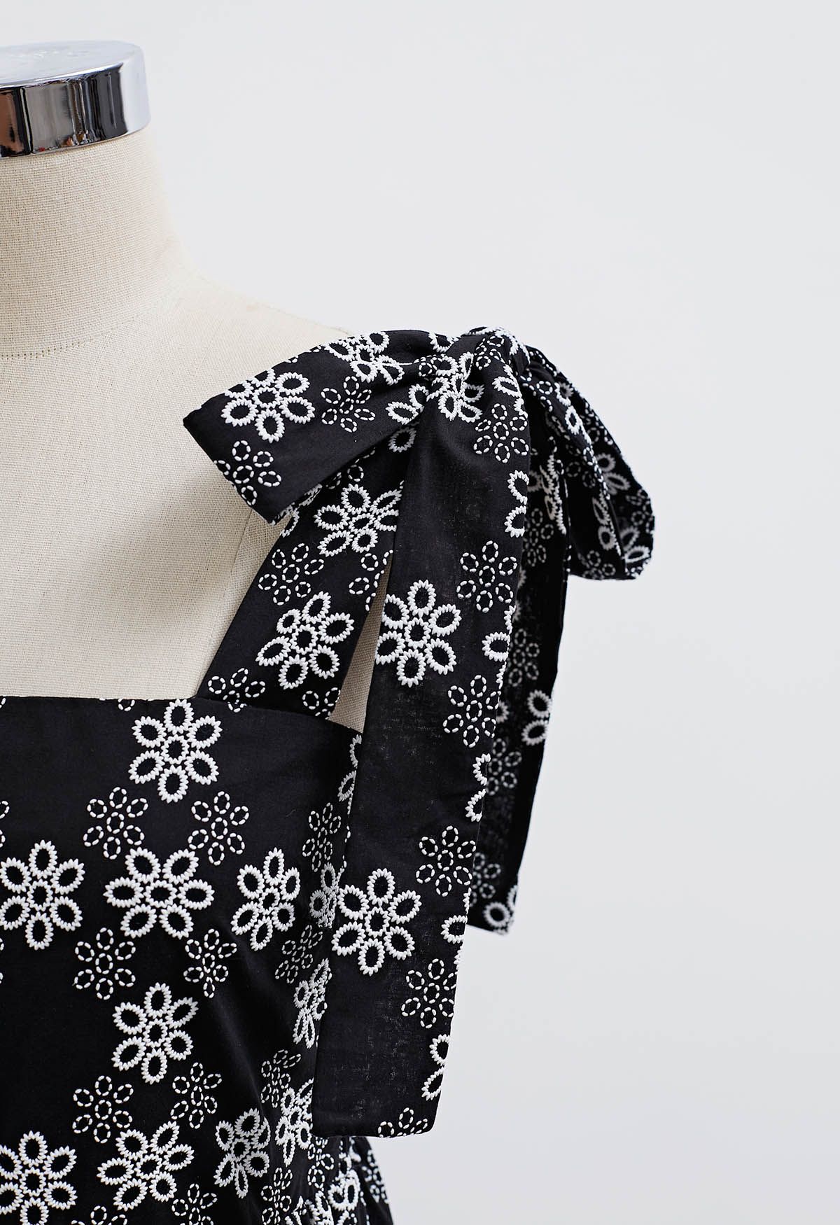 Fresh Flower Tie-Strap Maxi Dress