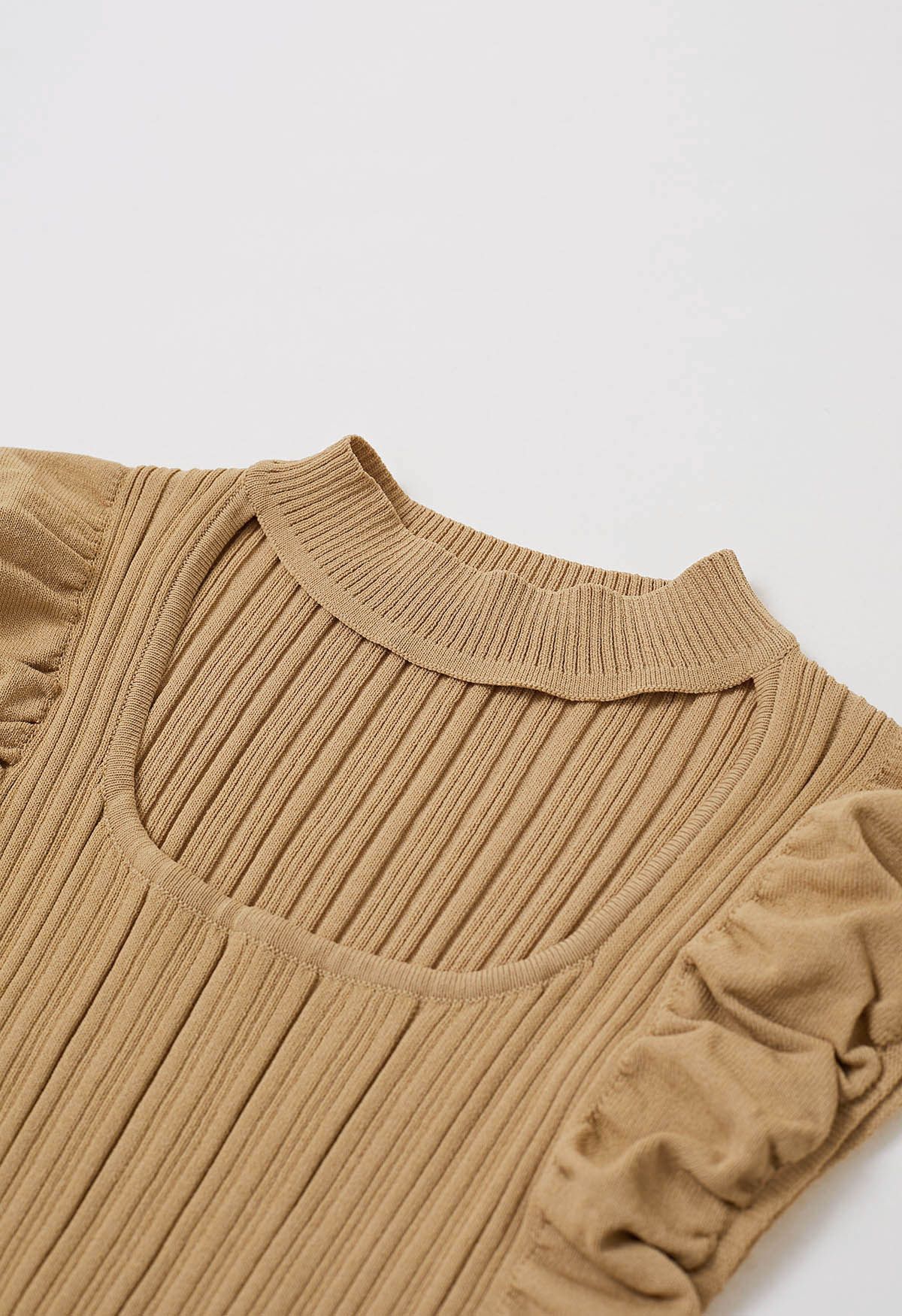 Choker Neck Ruched Cap Sleeves Knit Top in Tan