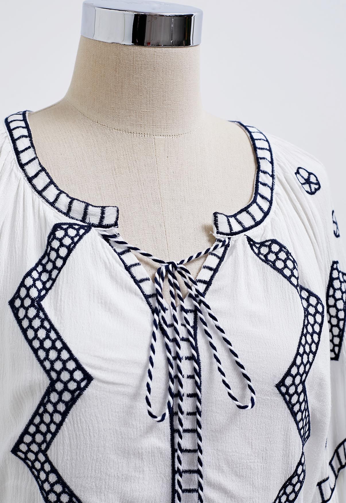 Geometric Embroidery Tassel String Midi Dress