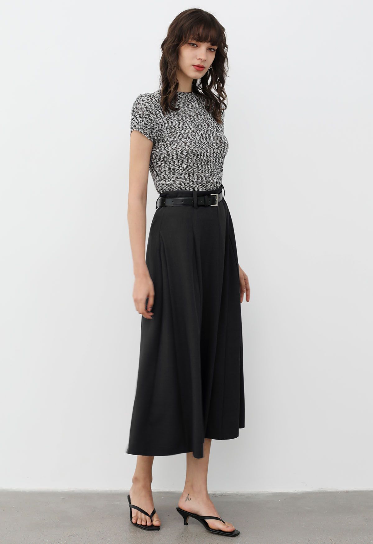 Chic Illusion Belted Flare Maxi Skirt in Black