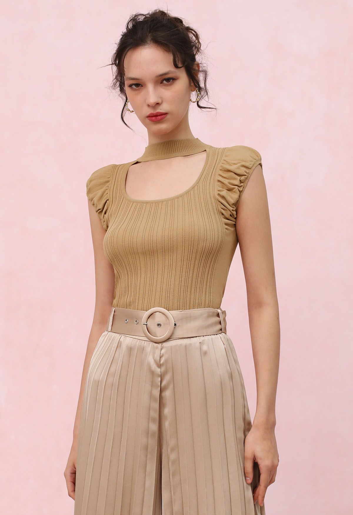 Choker Neck Ruched Cap Sleeves Knit Top in Tan