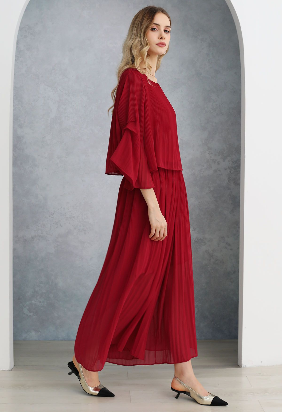 Plisse Bell Sleeves Chiffon Top and Pants Set in Red