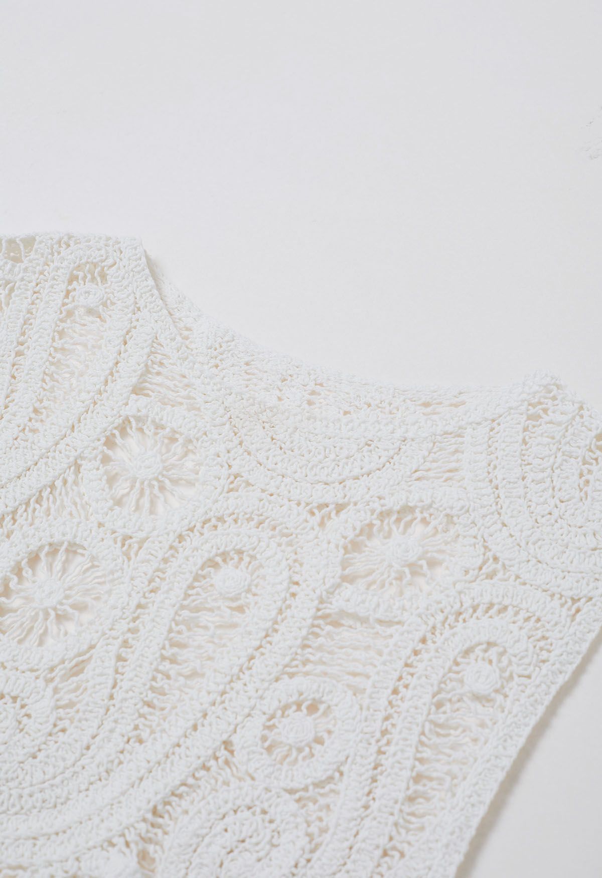 Paisley Cutwork Lace Asymmetric Sleeveless Top