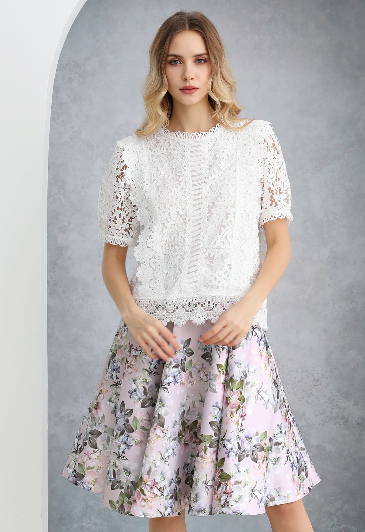 Bright Floral Printed Flare Midi Skirt in Light Pink