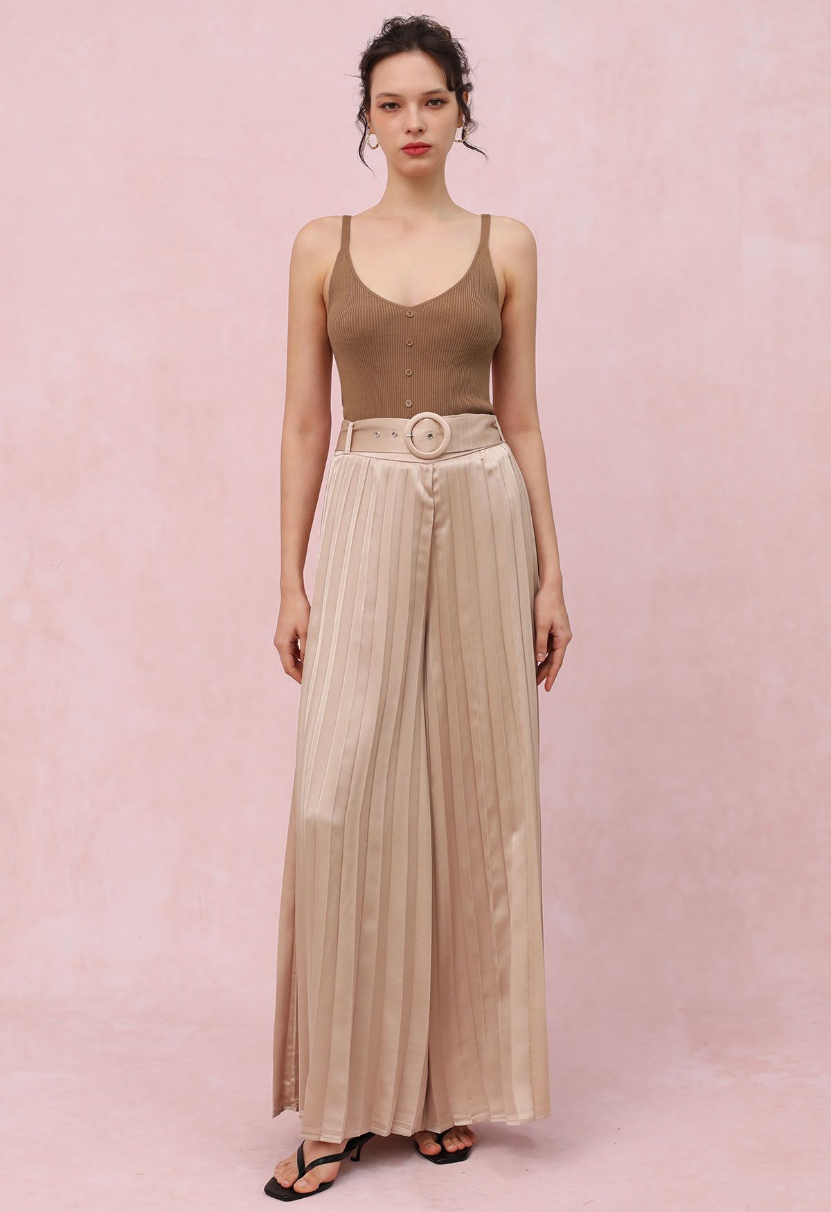 O-Ring Belt Pleated Wide-Leg Pants in Coral