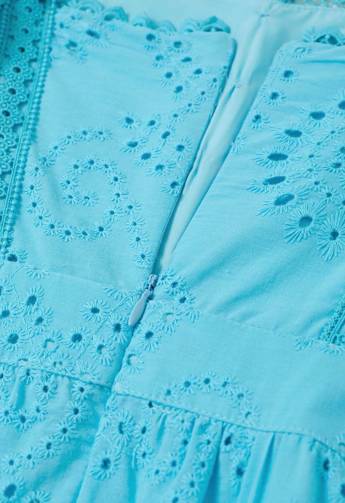 Sweetheart Neckline Eyelet Embroidery Maxi Dress in Turquoise