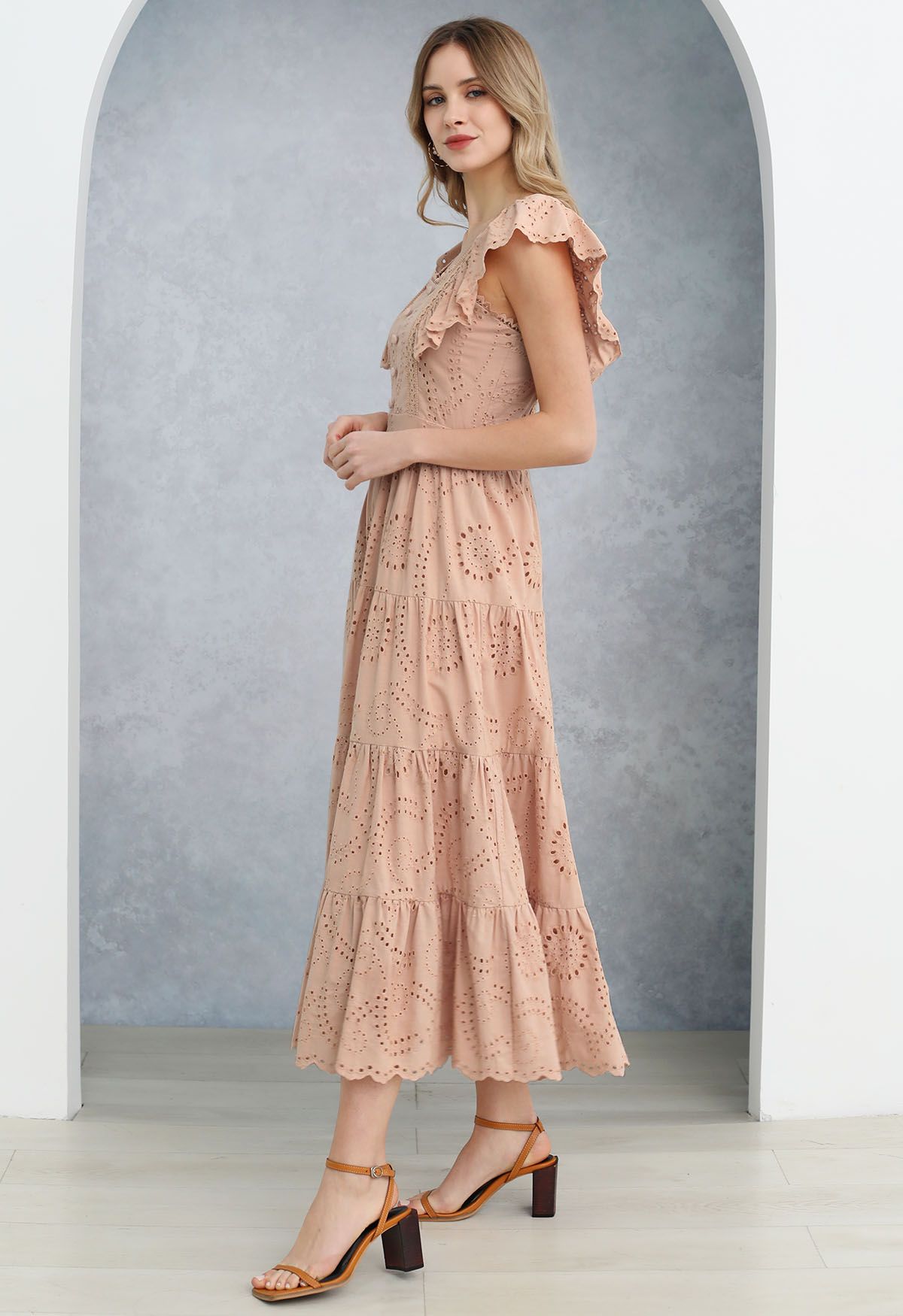 Sweetheart Neckline Eyelet Embroidery Maxi Dress in Apricot