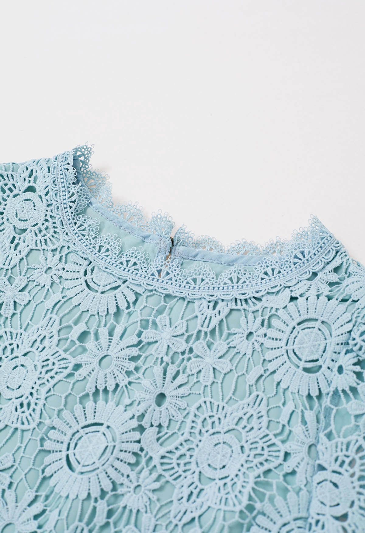 Full Floral Guipure Lace Elbow Sleeve Top in Blue