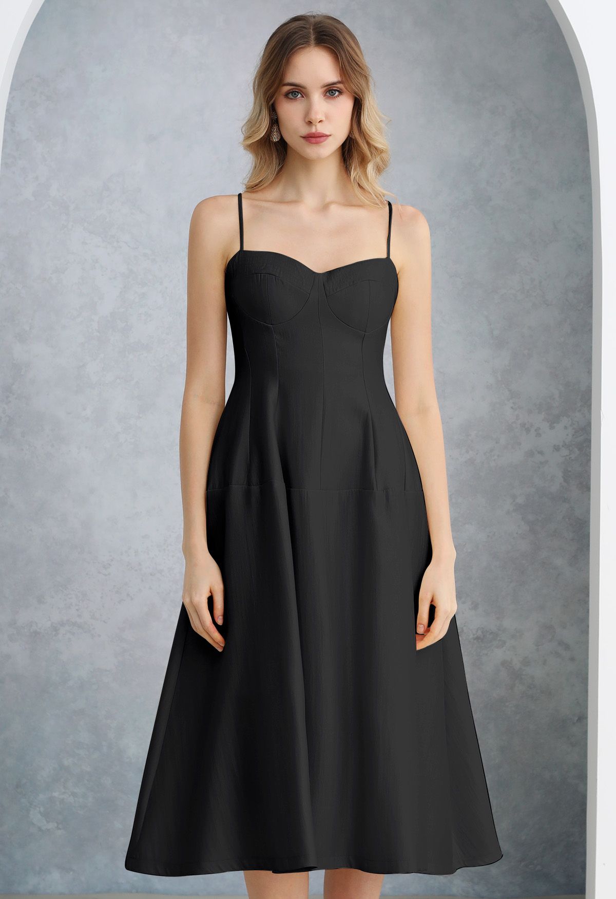 Flowy Spaghetti Strap Bustier Midi Dress in Black