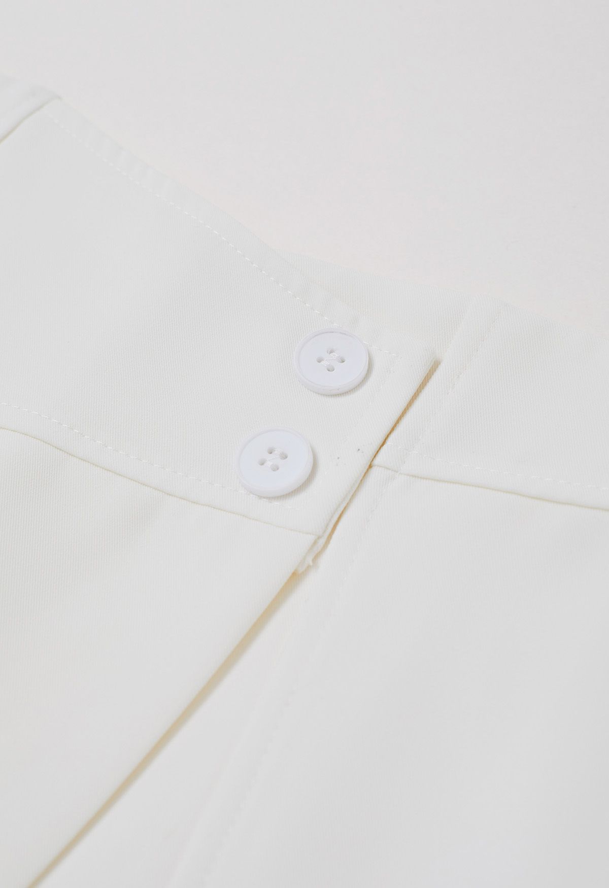 High Waist Buttoned Flap Skorts in White