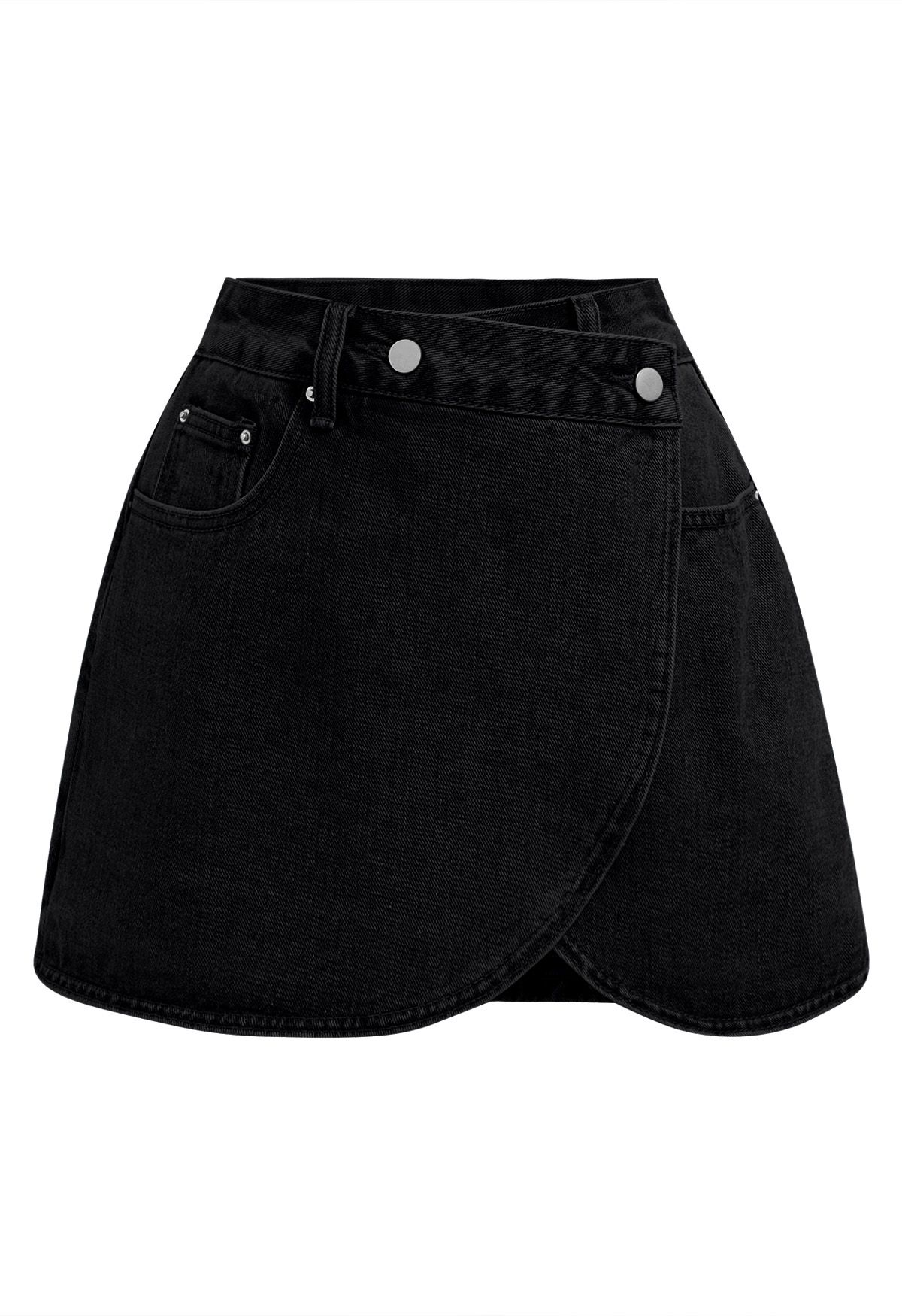 Modern Flap Pocket Denim Skorts in Black