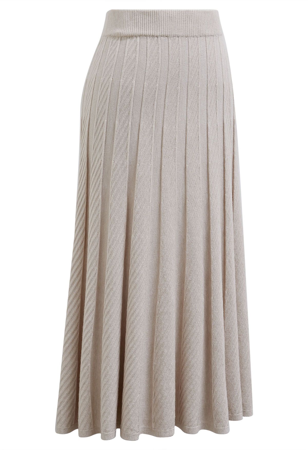 Diagonal Ribbed Pleated Knit Skirt in Linen