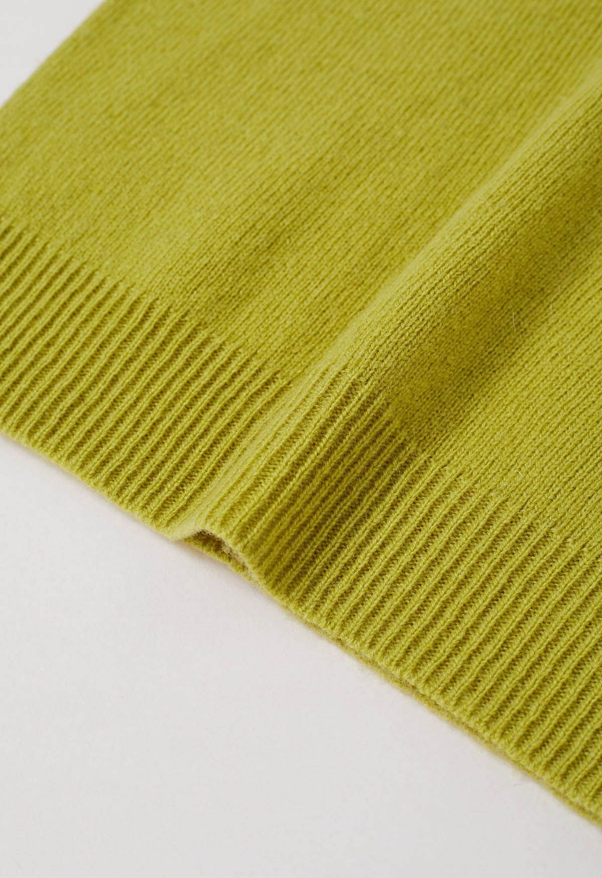 Heartwarming Mock Neck Long-Sleeve Wool Sweater in Lime