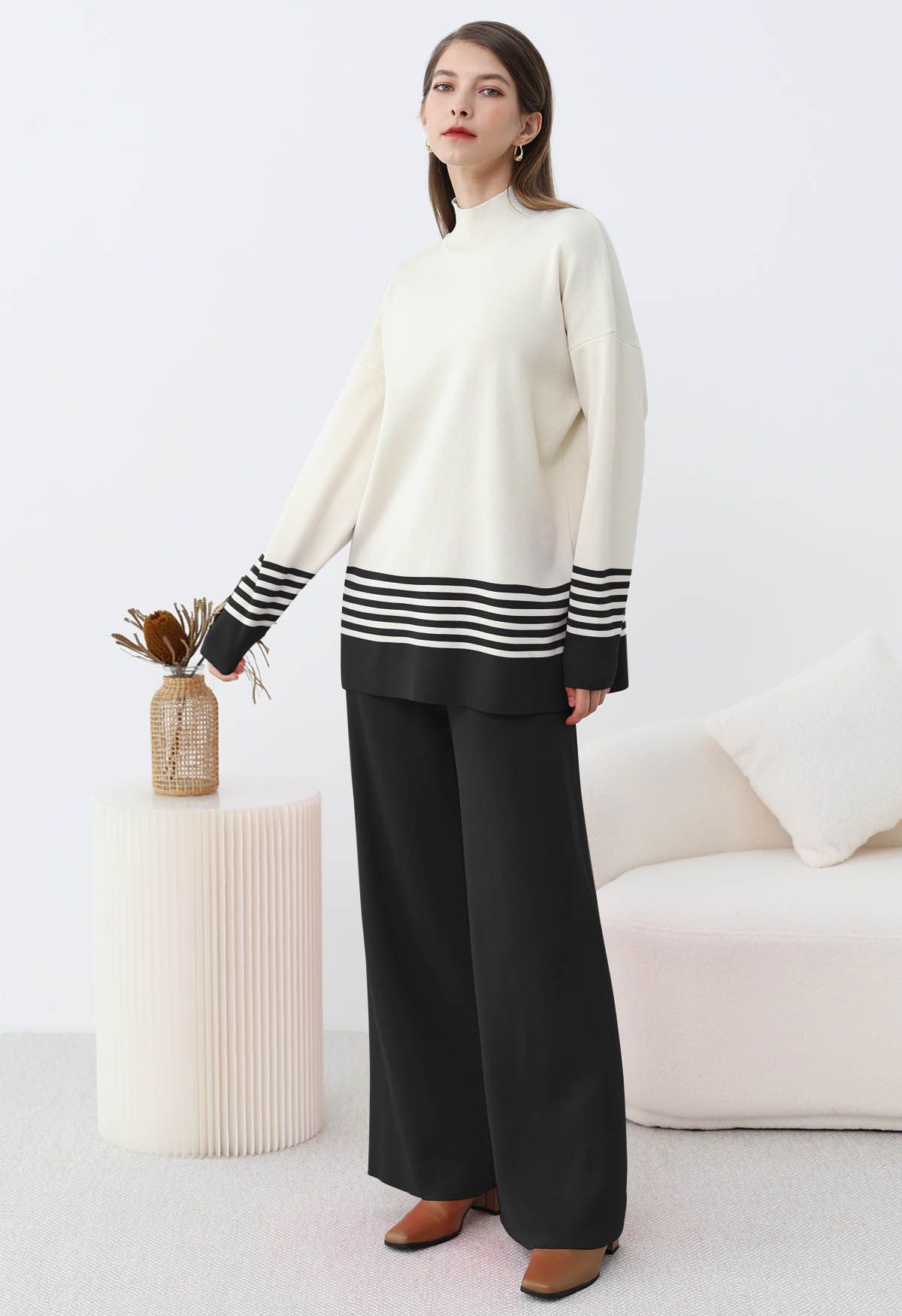 Two-Tone Striped Mock Neck Knit Sweater and Pants Set in Black