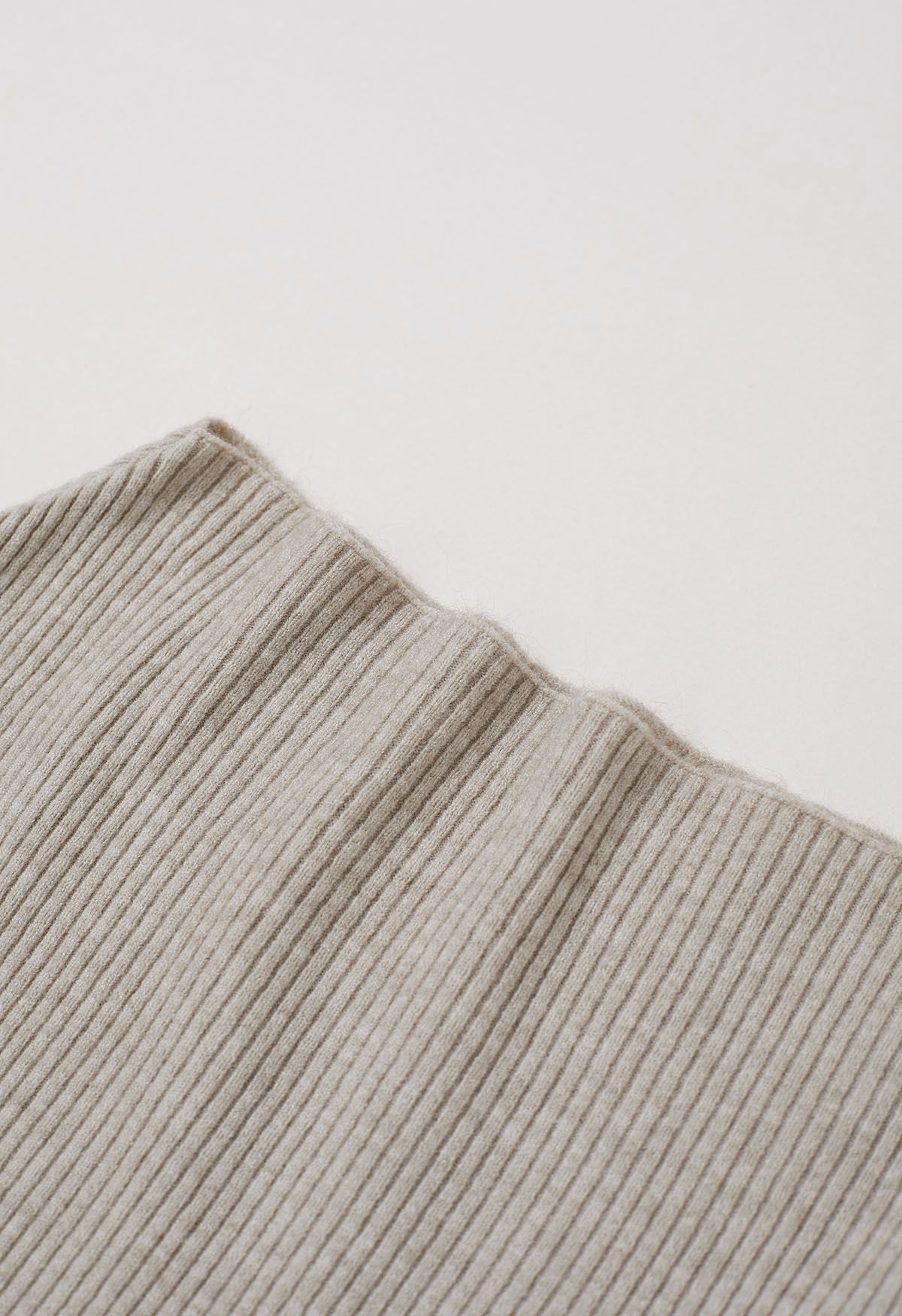 Slanted Hem Ribbed Knit Top in Oatmeal