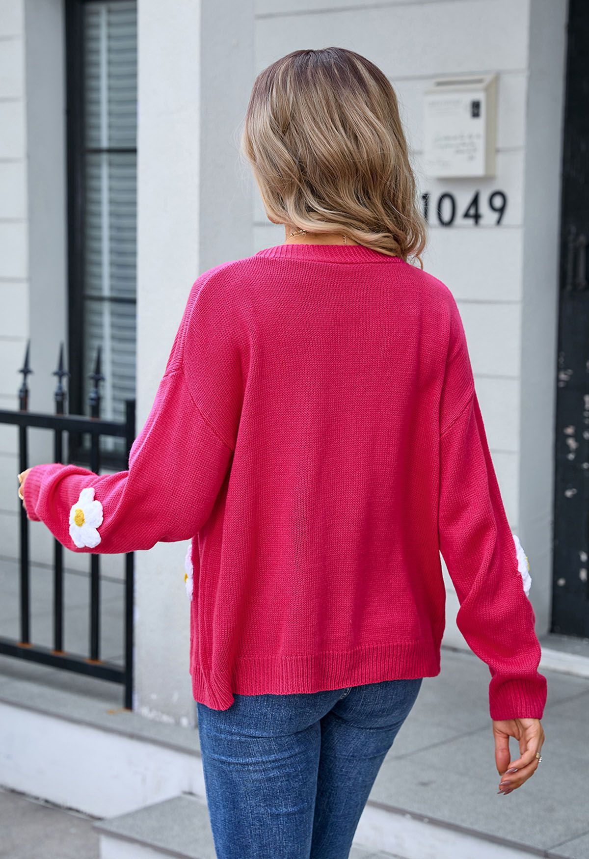 Lovely 3D Flower Buttoned Knit Cardigan in Magenta