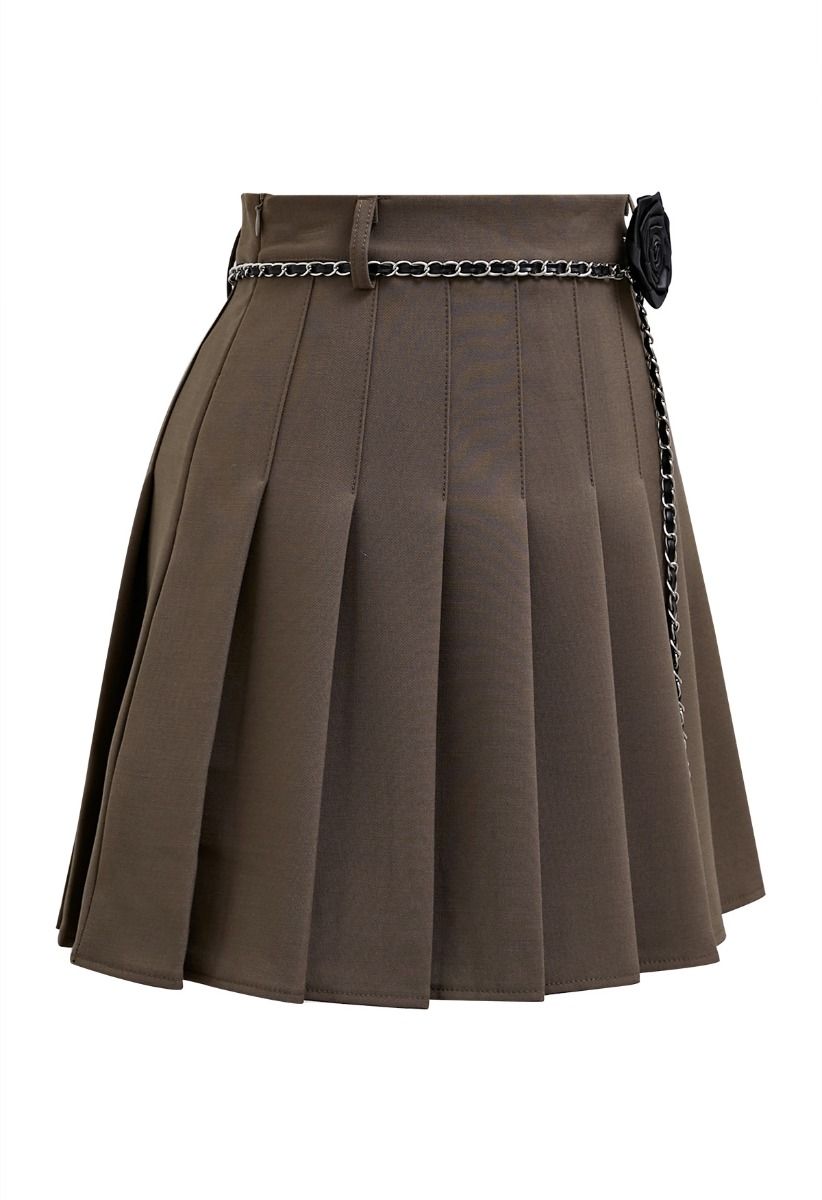 Rose Brooch Chain Belt Pleats Mini Skirt in Brown