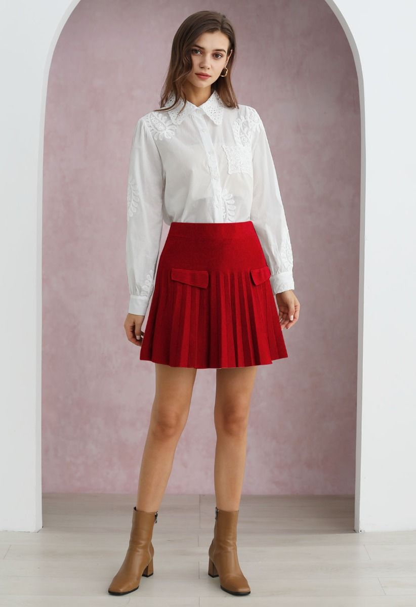 Decorative Pocket Pleated Knit Mini Skirt in Red