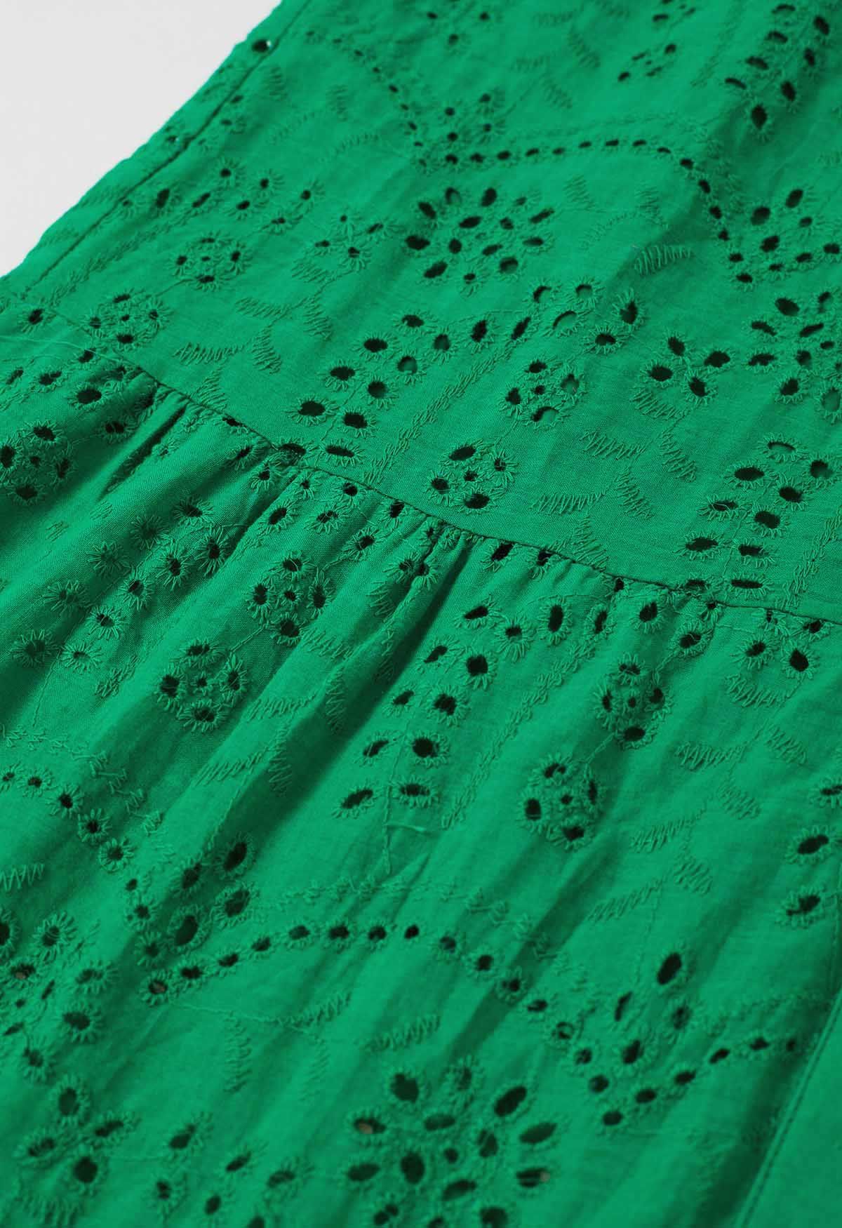 Delicate Eyelet Embroidery Tie-Waist Buttoned Midi Dress in Green