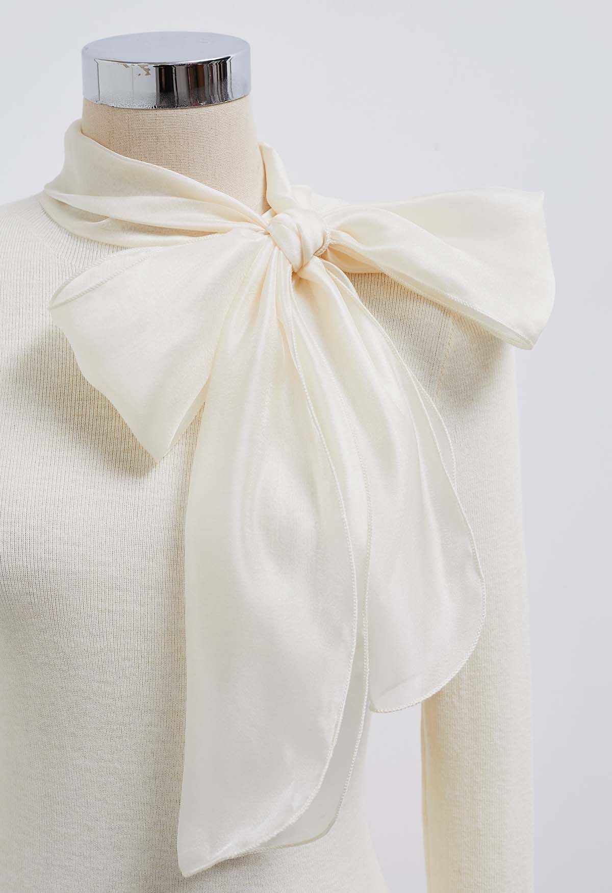 Organza Bowknot Neckline Knit Top in Cream