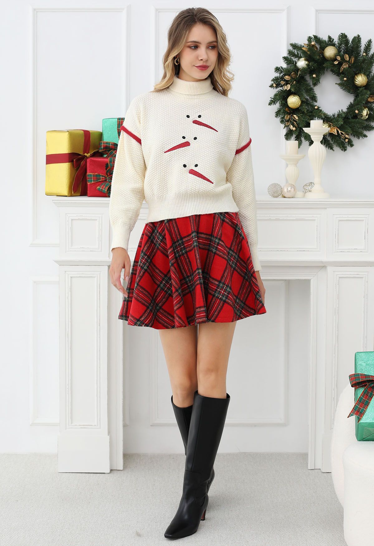 Festive Charm Tartan Flare Mini Skirt in Red