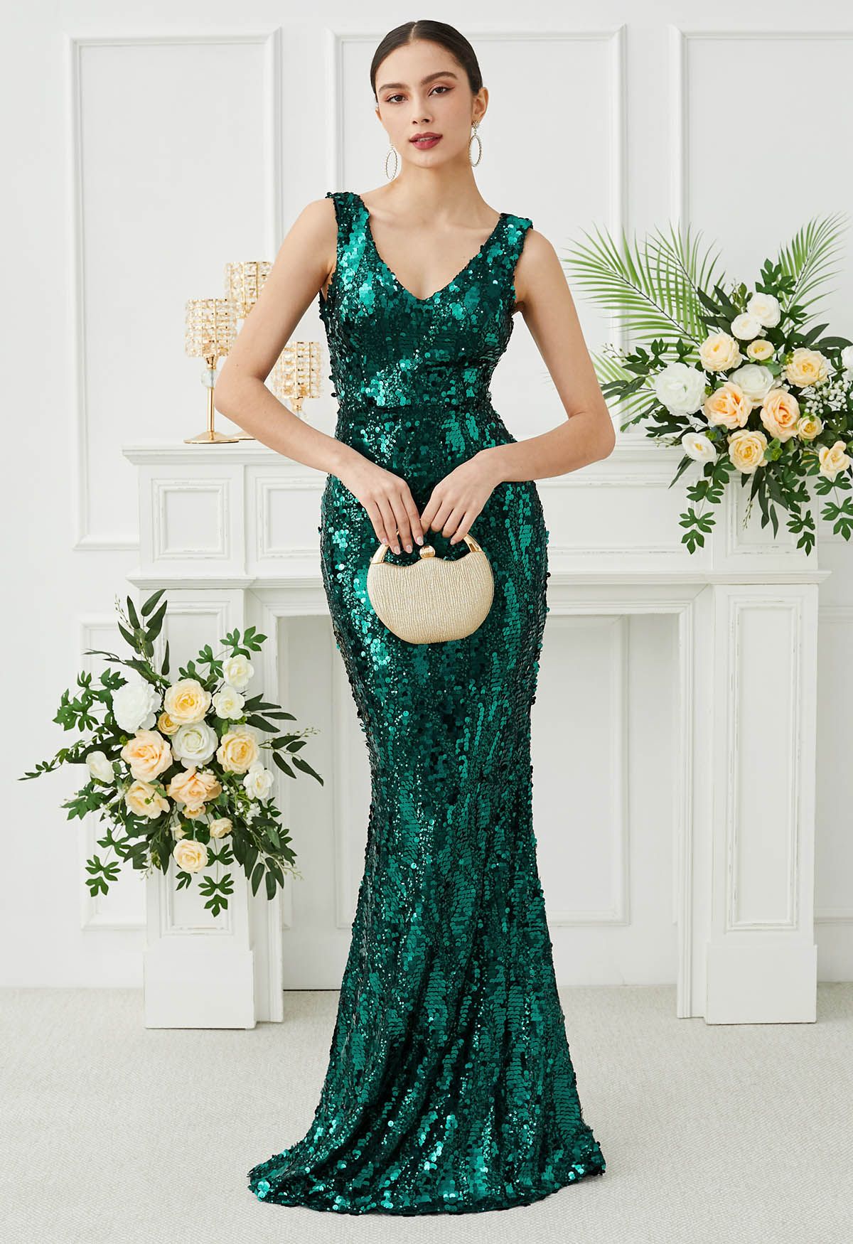 Iridescent Sequin V-Neck Mermaid Sleeveless Gown in Emerald