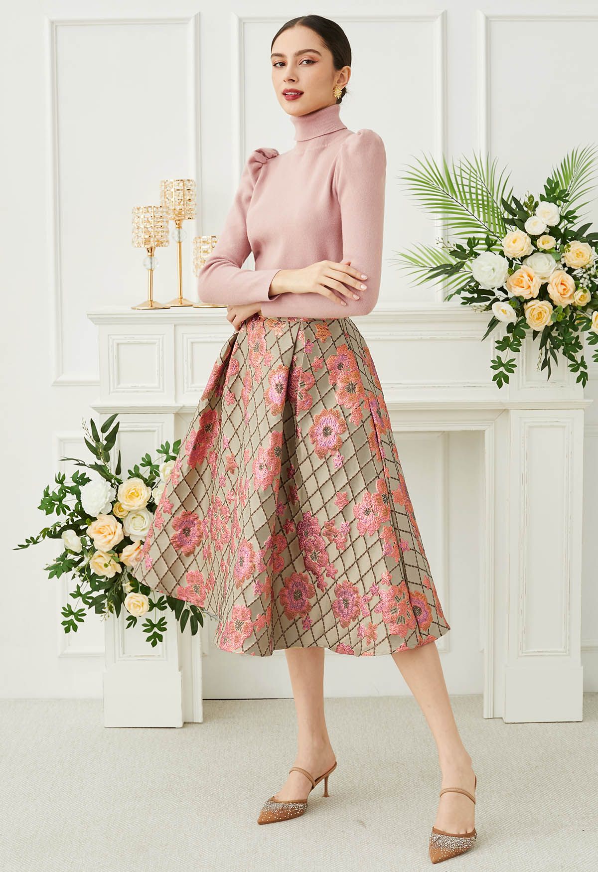 Falling Floral Grid Jacquard Midi Skirt in Gold