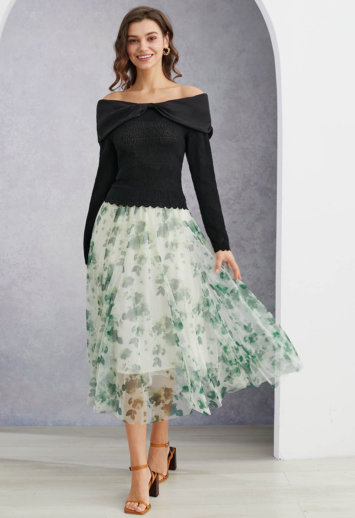 Watercolor Floral Printed Mesh Tulle Midi Skirt in Green