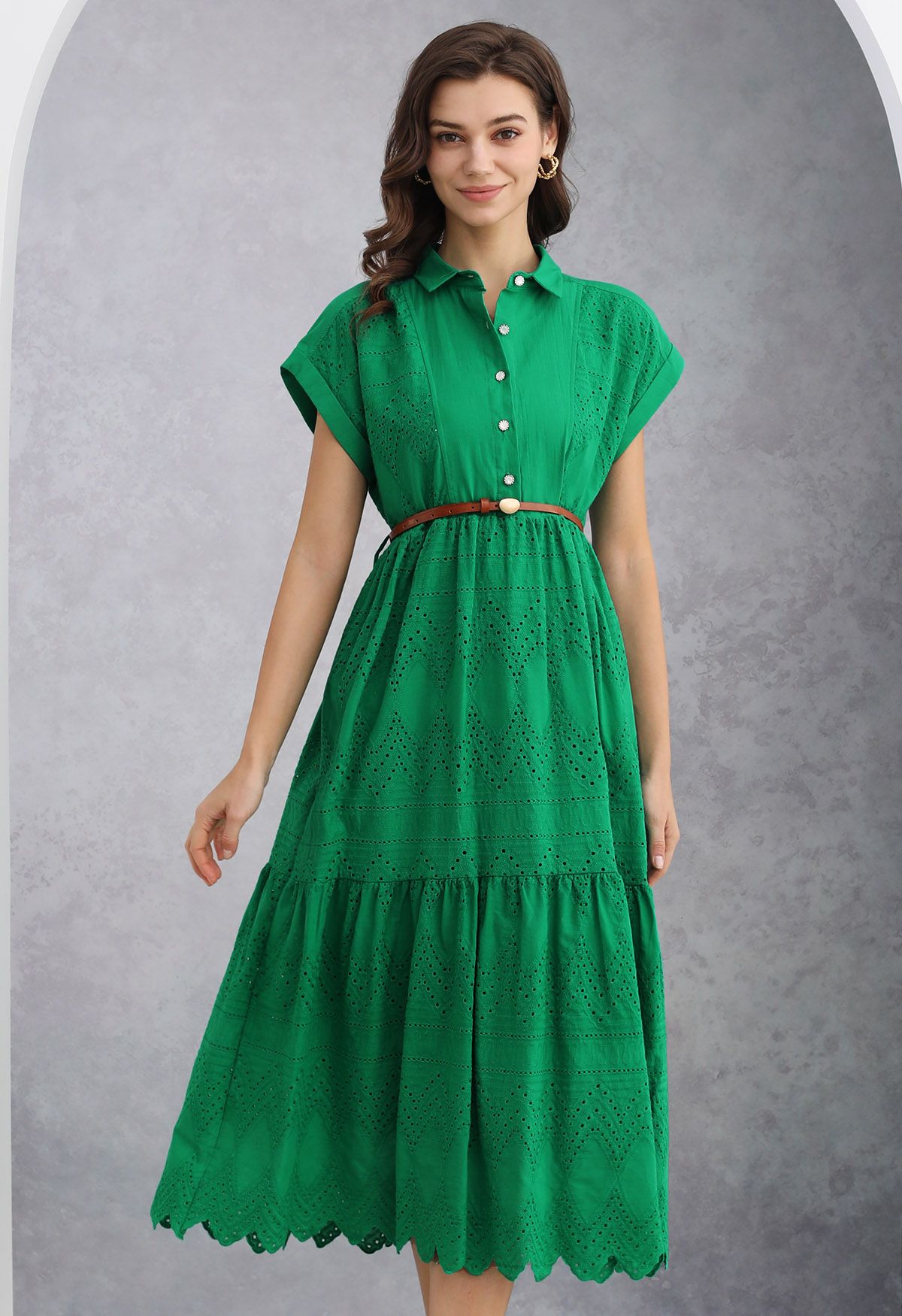 Collared Eyelet Embroidery Buttoned Midi Dress in Green