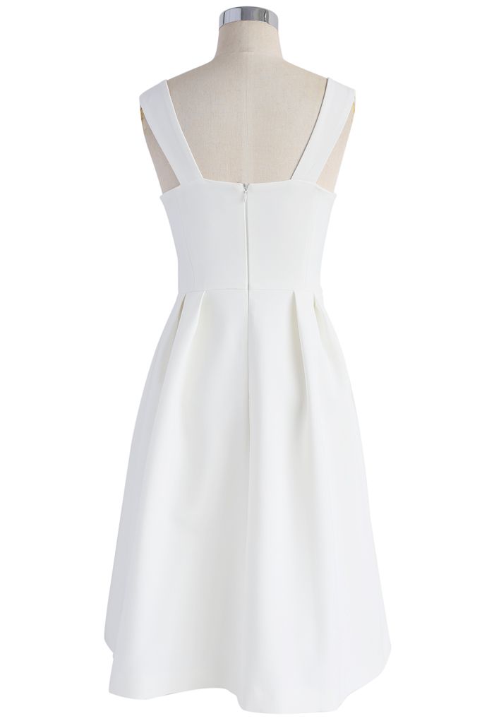 Nifty Knot Sleeveless Dress in White