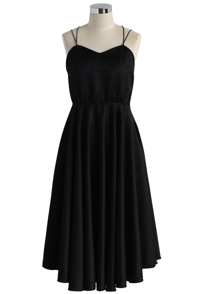 Luxurious Cross-strap Open Back Dress in Black