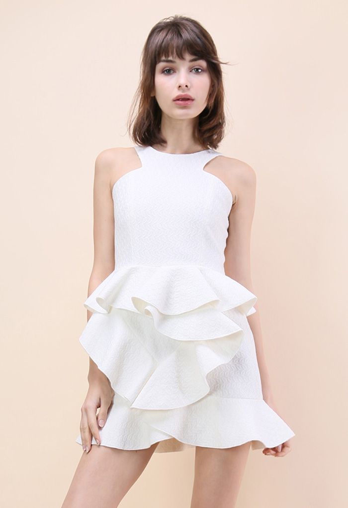 荷葉邊挖空設計連身裙-白色
