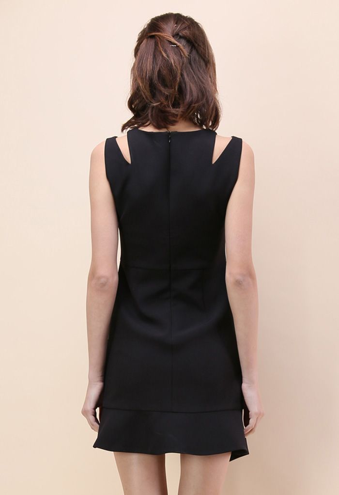 The Epitome of Grace Sleeveless Dress in Black