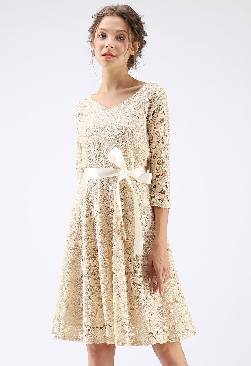 Reminisce Autumn V-Neck Lace Dress in Apricot