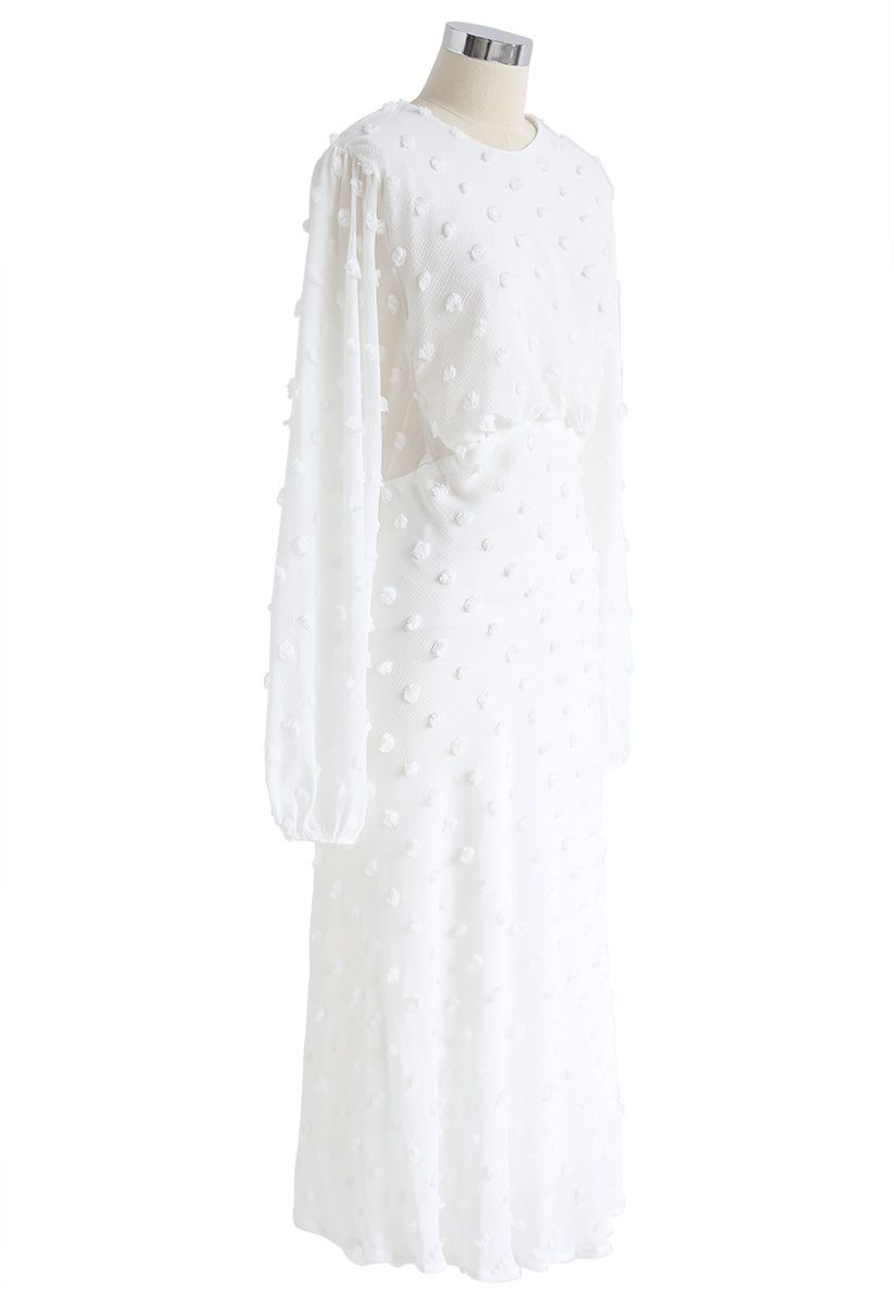 絨球裝飾薄紗長連衣裙--白色