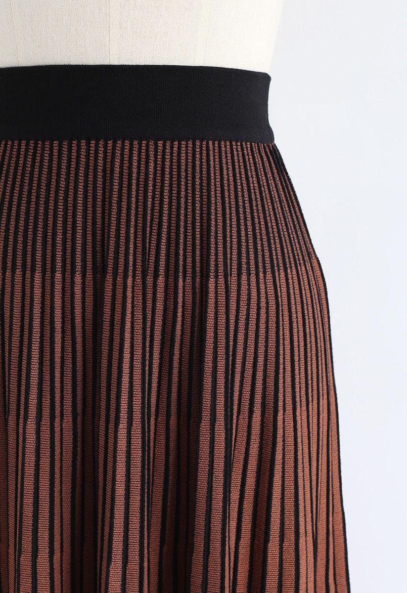 Contrasted Color Reversible Knit Skirt in Caramel