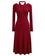 Cutout Neckline Ribbed Knit Midi Dress in Red